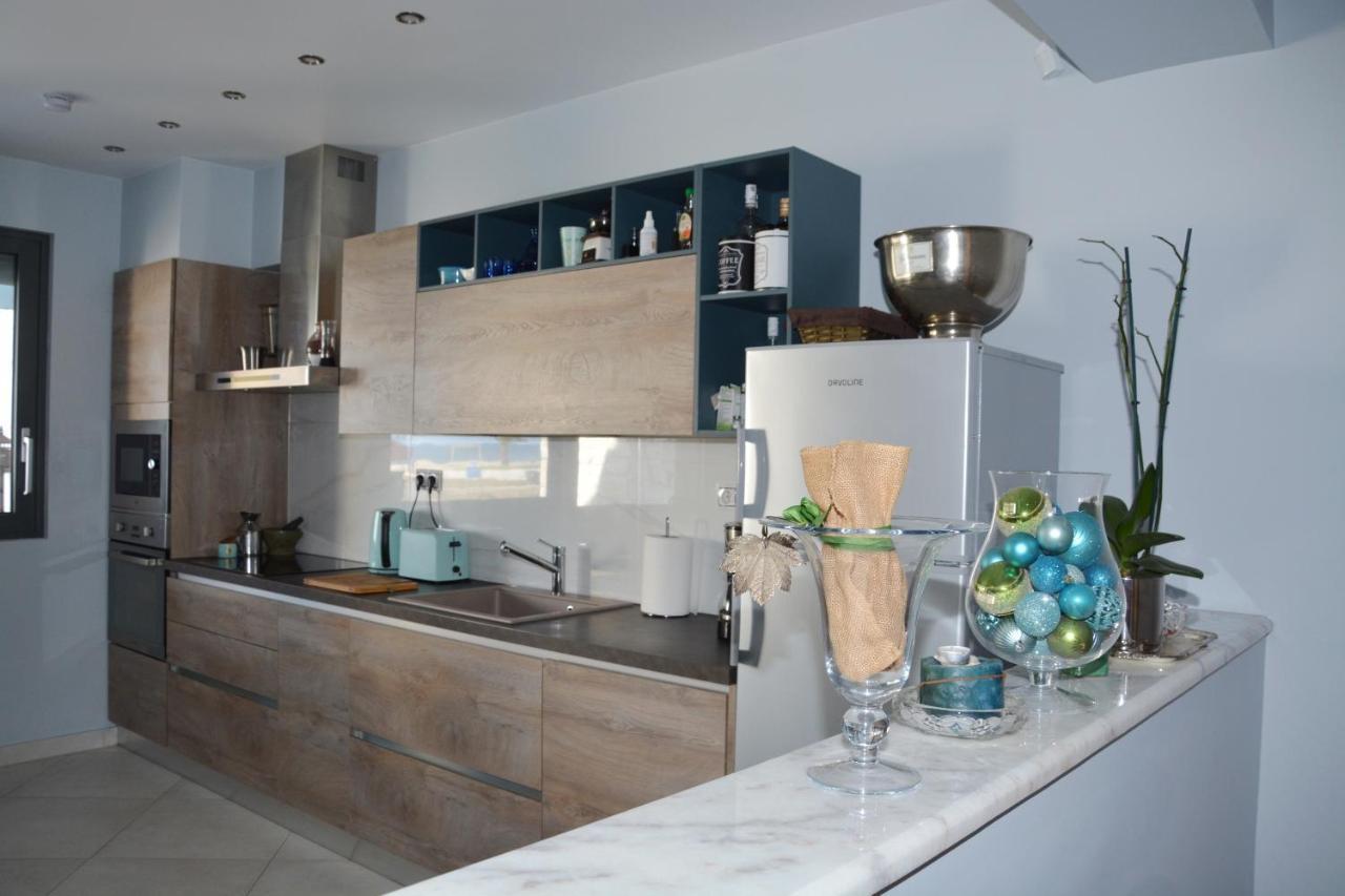 Pegasus Sea View Luxury Apartments Nea Vrasna Ngoại thất bức ảnh