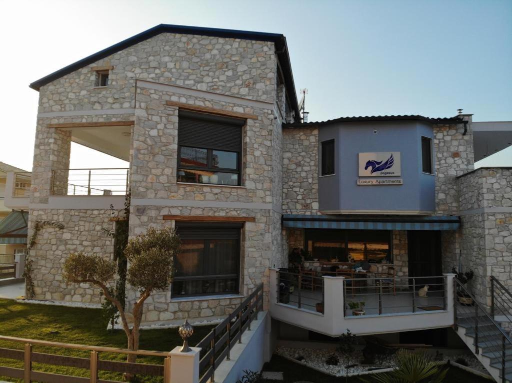 Pegasus Sea View Luxury Apartments Nea Vrasna Ngoại thất bức ảnh