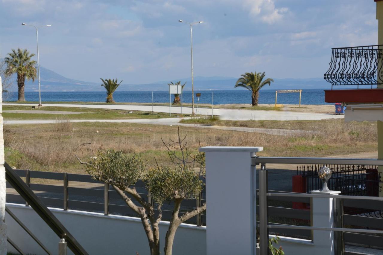 Pegasus Sea View Luxury Apartments Nea Vrasna Ngoại thất bức ảnh
